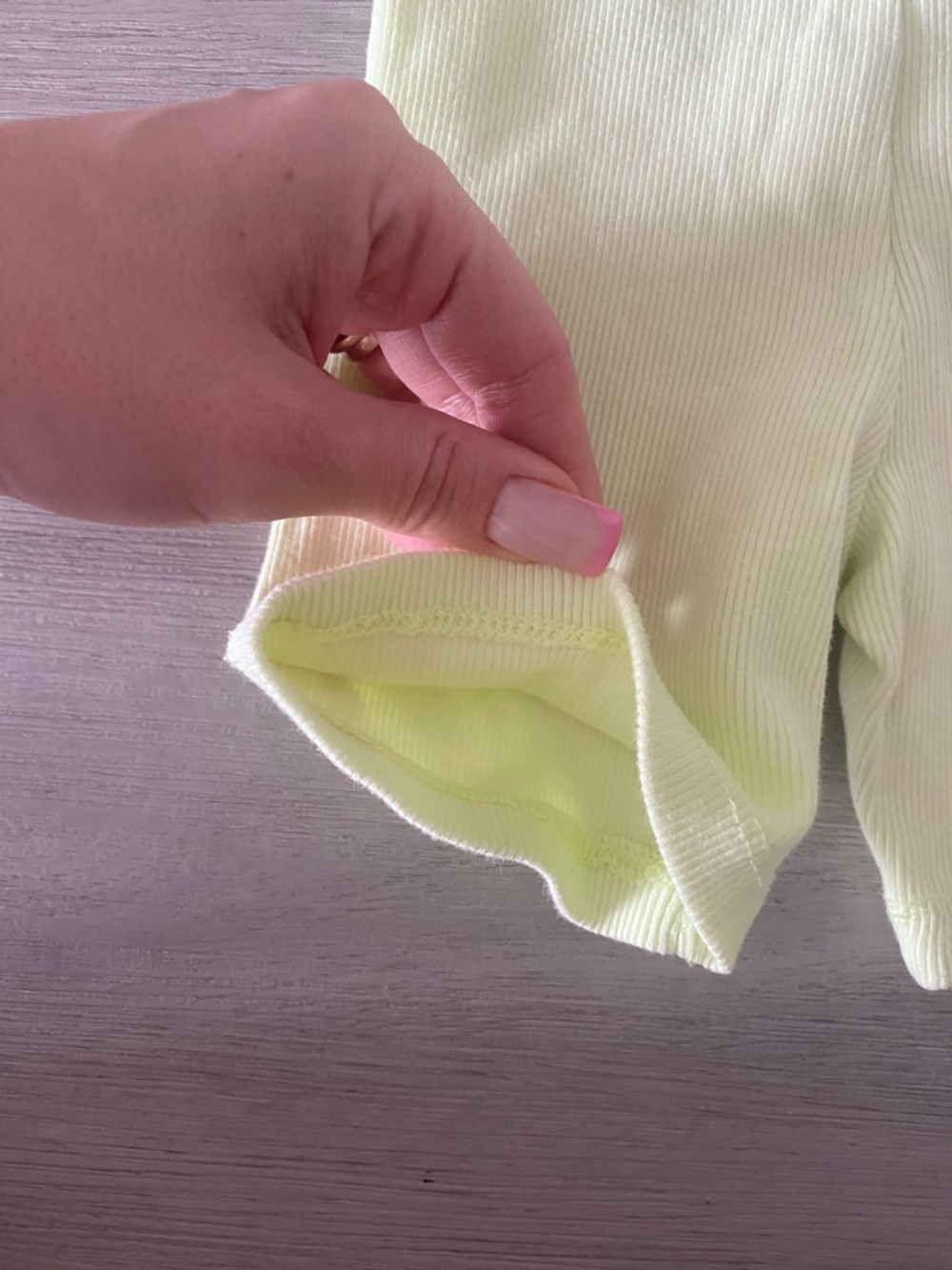 Zara Pale Lemon Ribbed Shorts - Picture 6 of 6